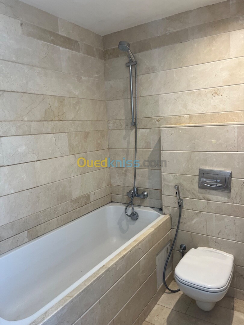 Location Appartement F4 Alger El biar