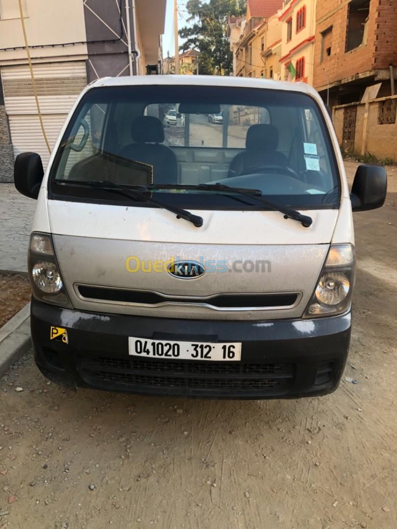 Kia K2700 2012