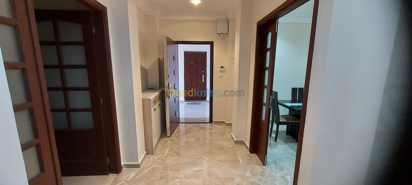 Location Appartement F4 Alger Hydra