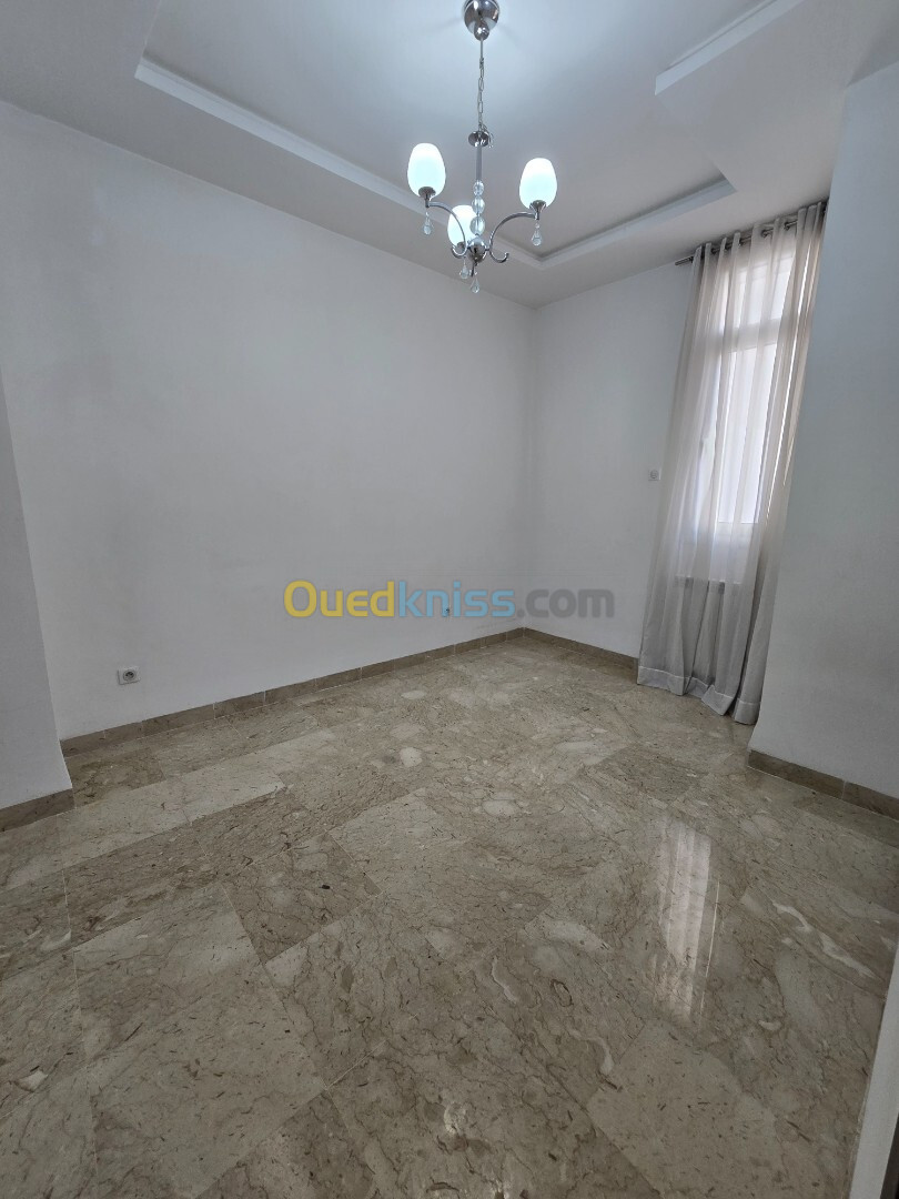 Location Appartement F5 Alger Hydra