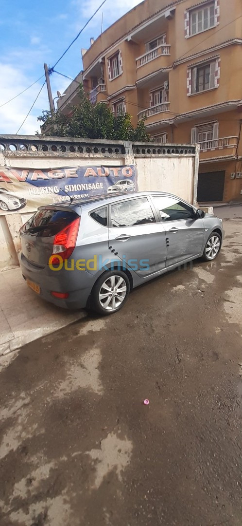 Hyundai Accent RB  4 portes 2018 GL DZ