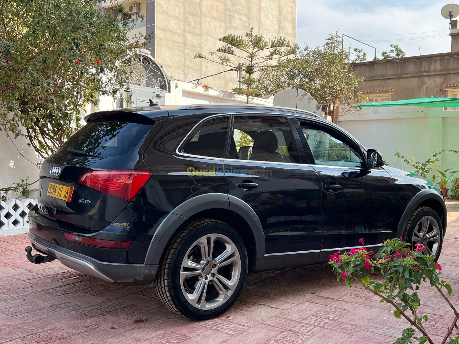 Audi Q5 2011 Off Road