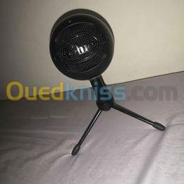 Microphone blue snowball ice