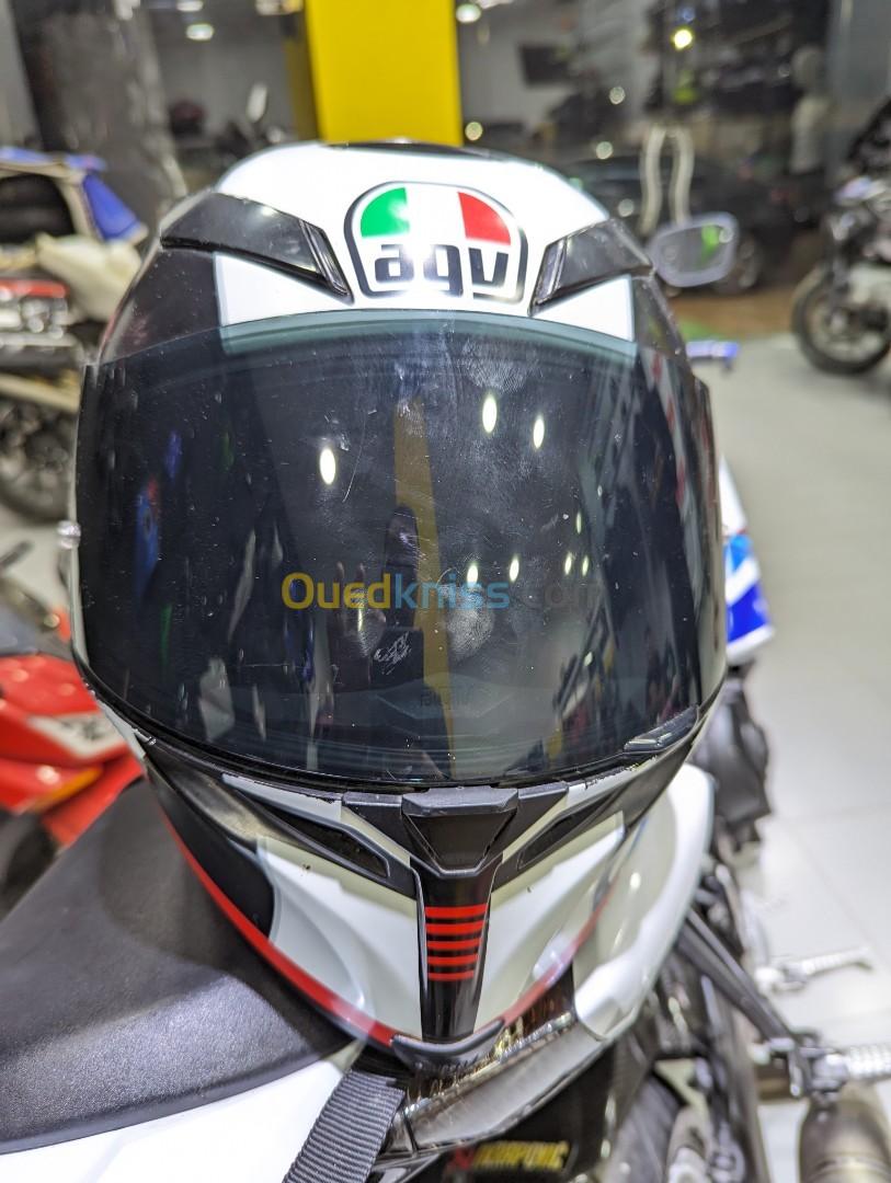 Casque agv