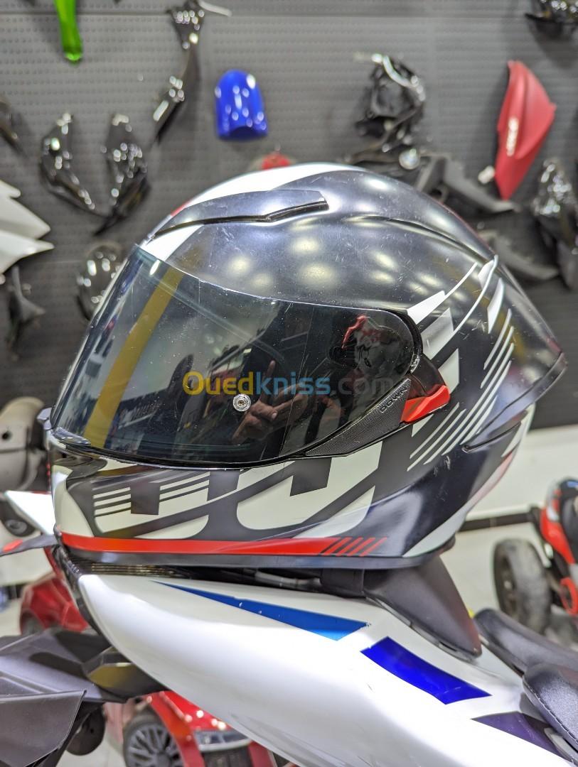 Casque agv