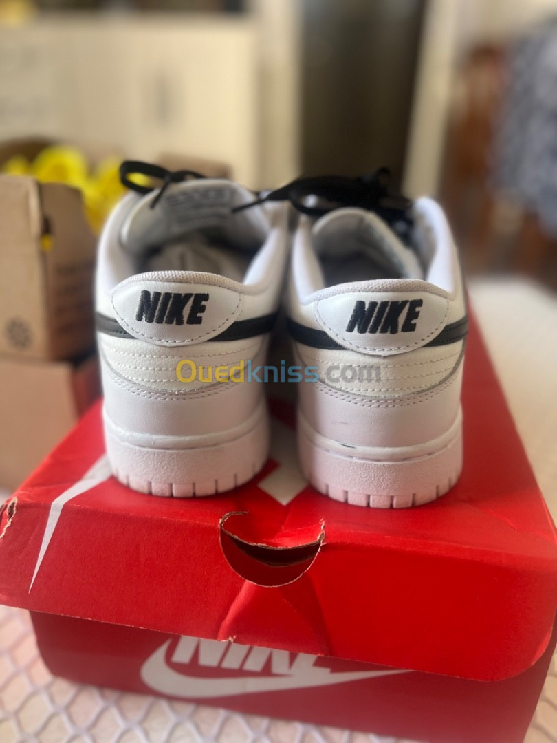 Nike dunk low white black nike huarache black black original