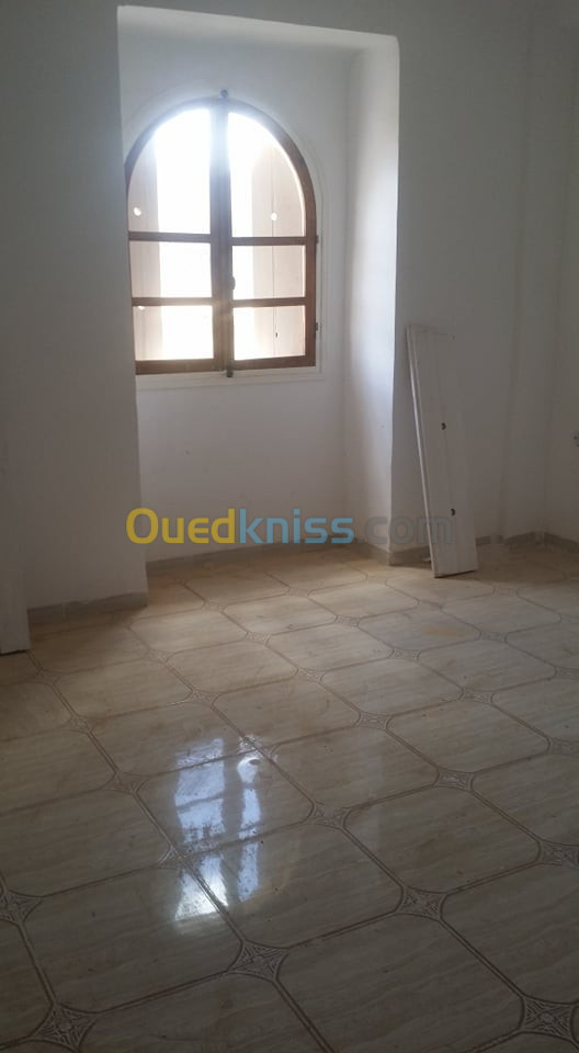 Vente Appartement F3 Batna Fesdis