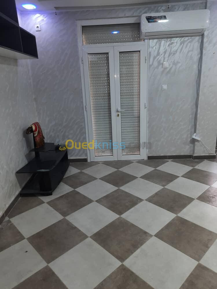 Location Niveau De Villa F04 Alger Bordj el kiffan