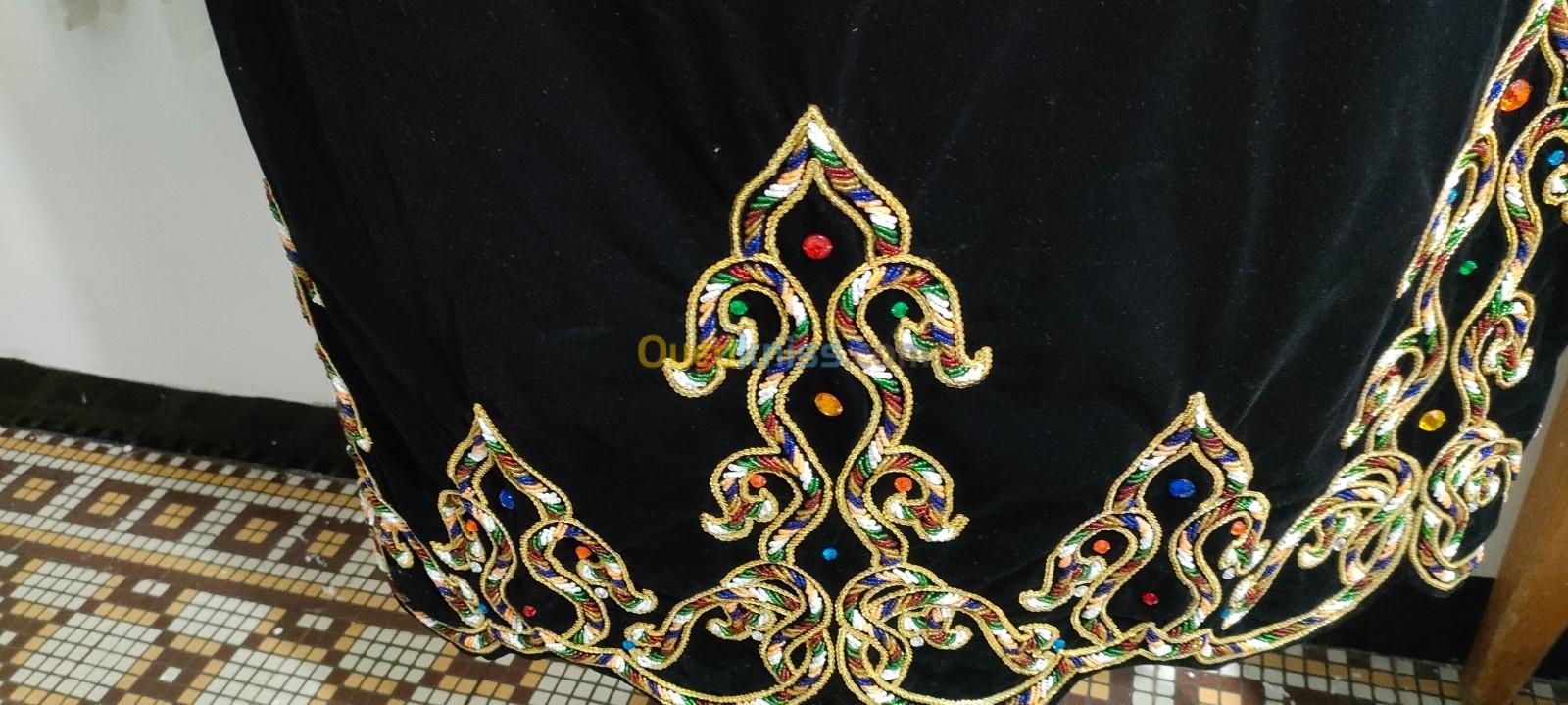 Robe traditionnelle en daim