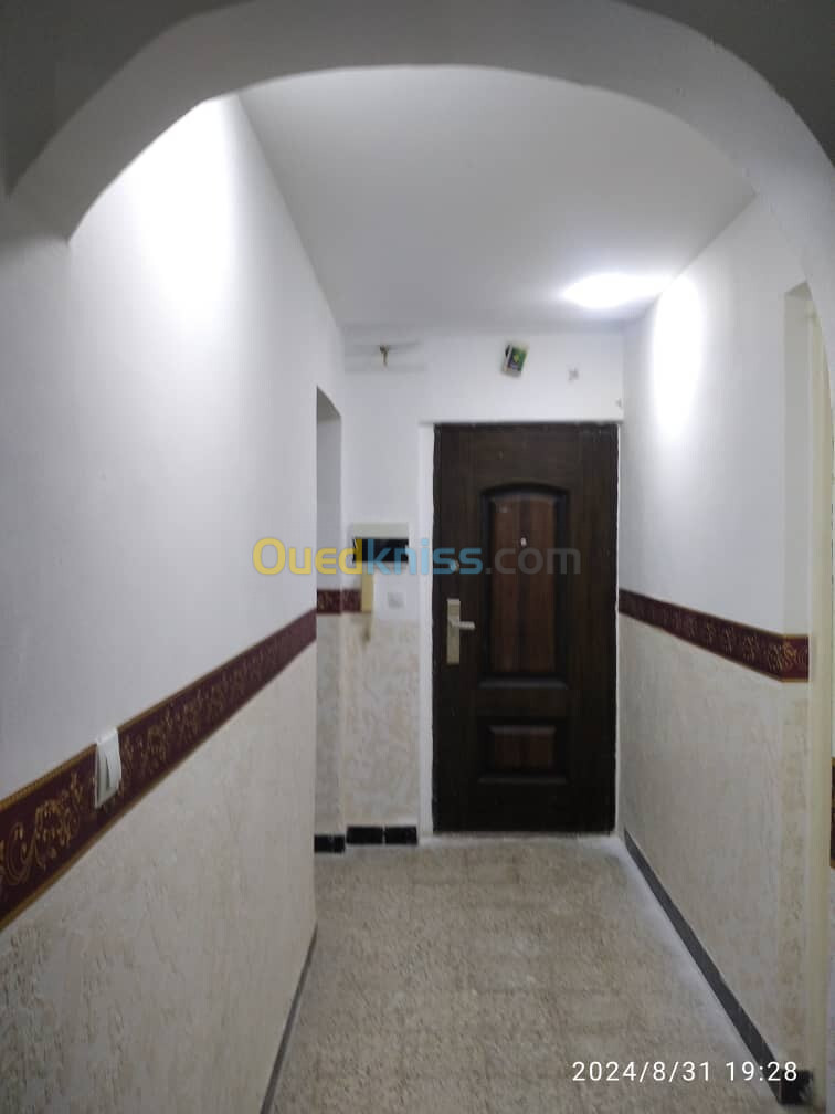 Vente Appartement F4 Alger Bordj el bahri