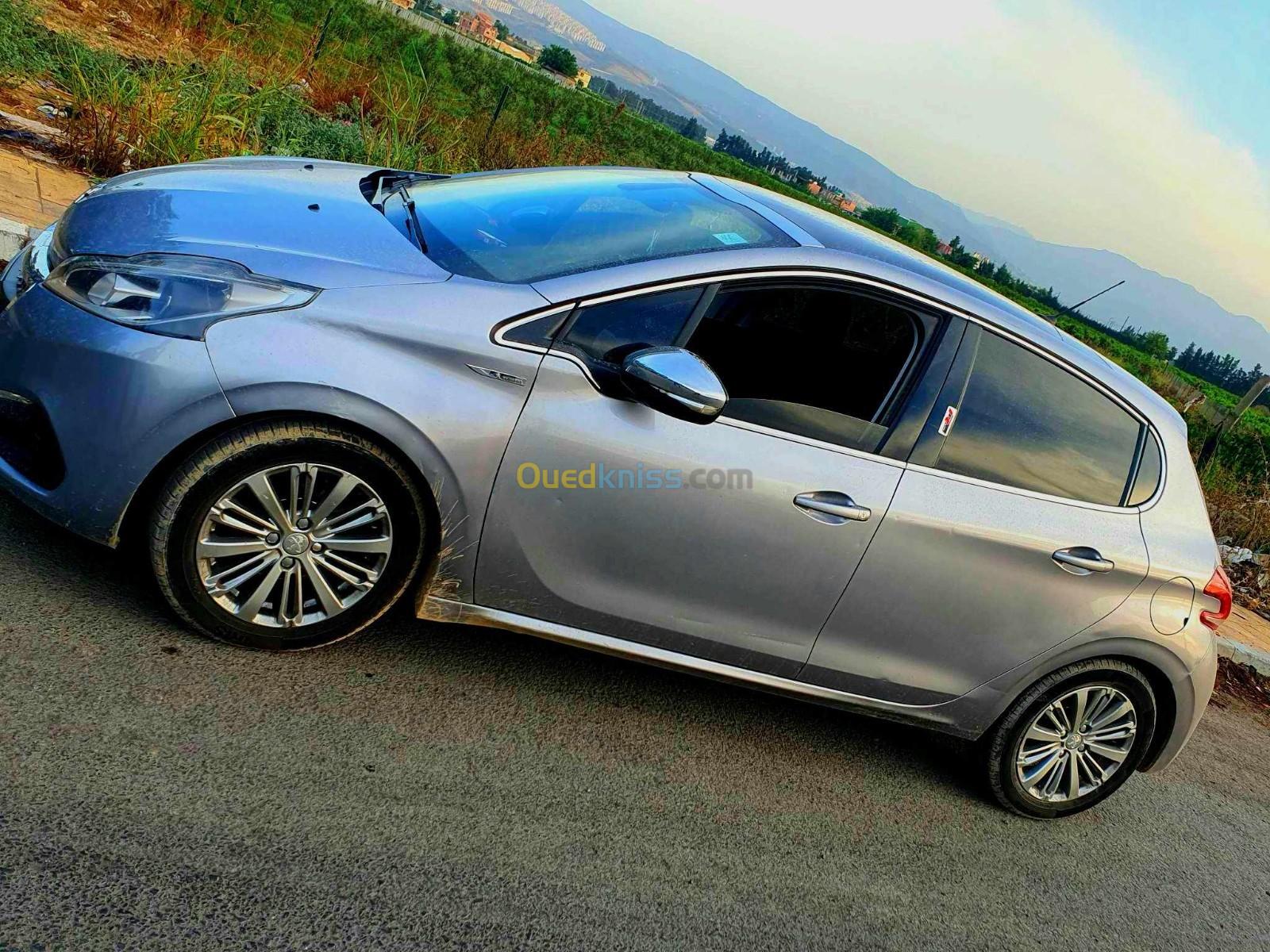 Peugeot 208 2019 Allure