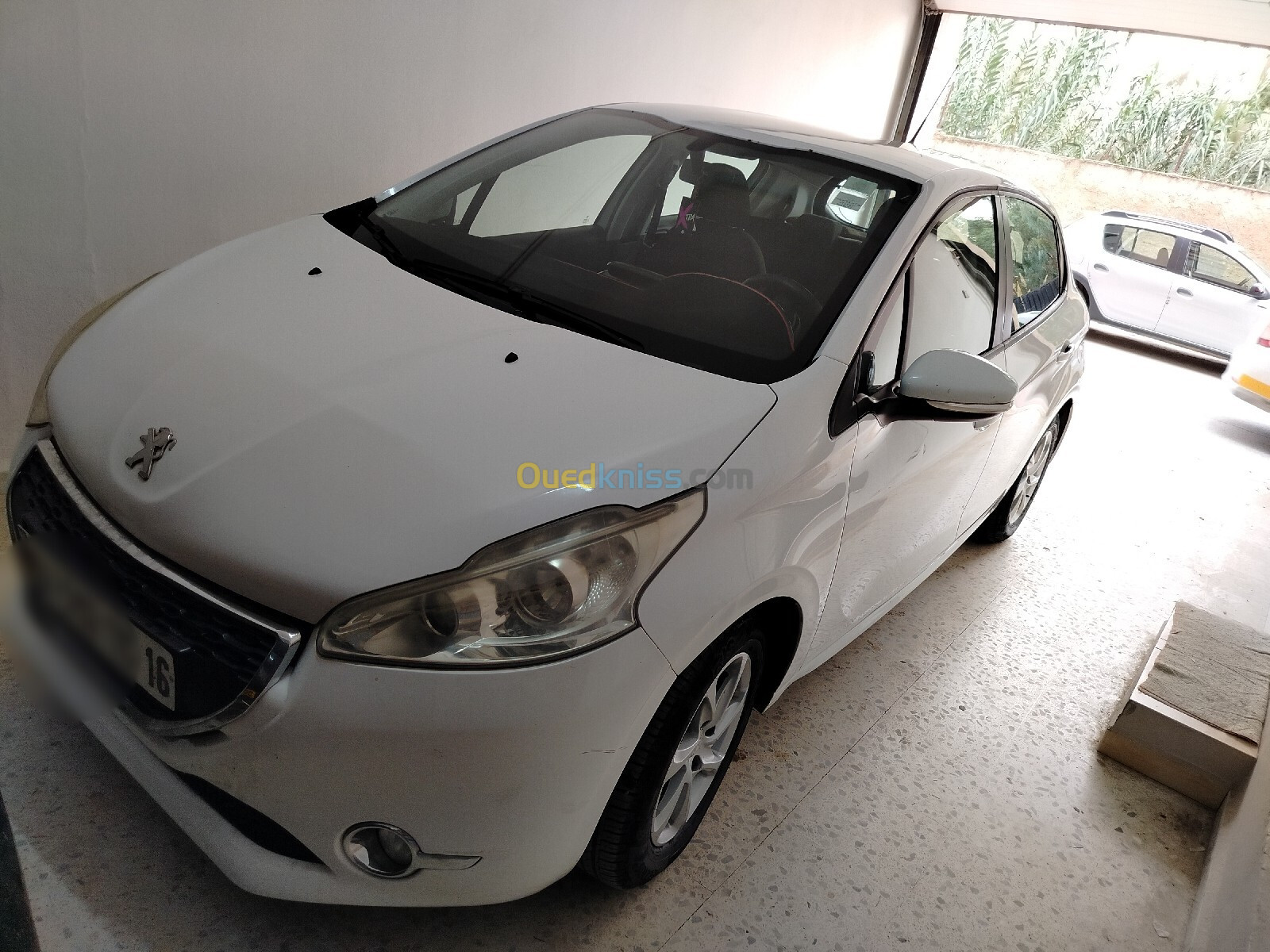 Peugeot 208 2015 208