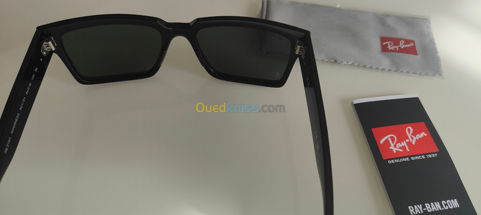 Lunettes de soleil Ray-Ban Neuve