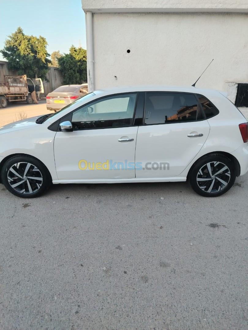 Volkswagen Polo 2011 Style الجزائر دار البيضاء - واد كنيس - الجزائر