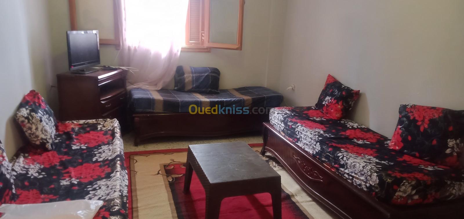 Location vacances Appartement F3 Tipaza Gouraya