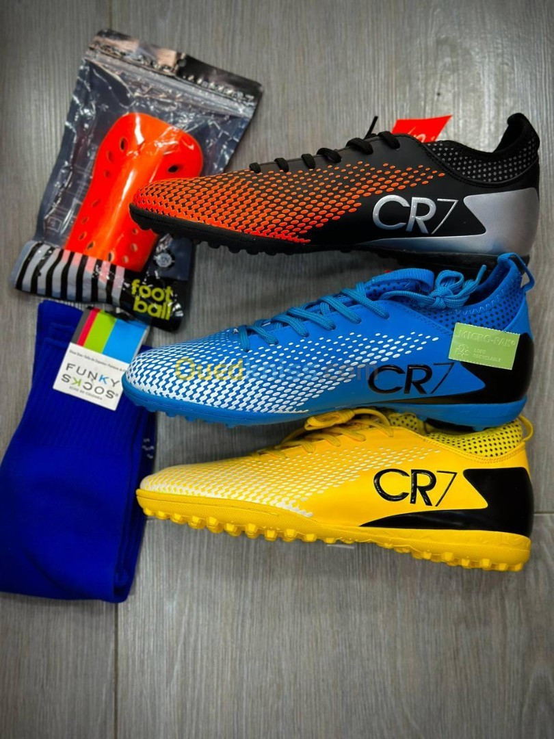 Soulier tout terrain CR7 ( 3 )