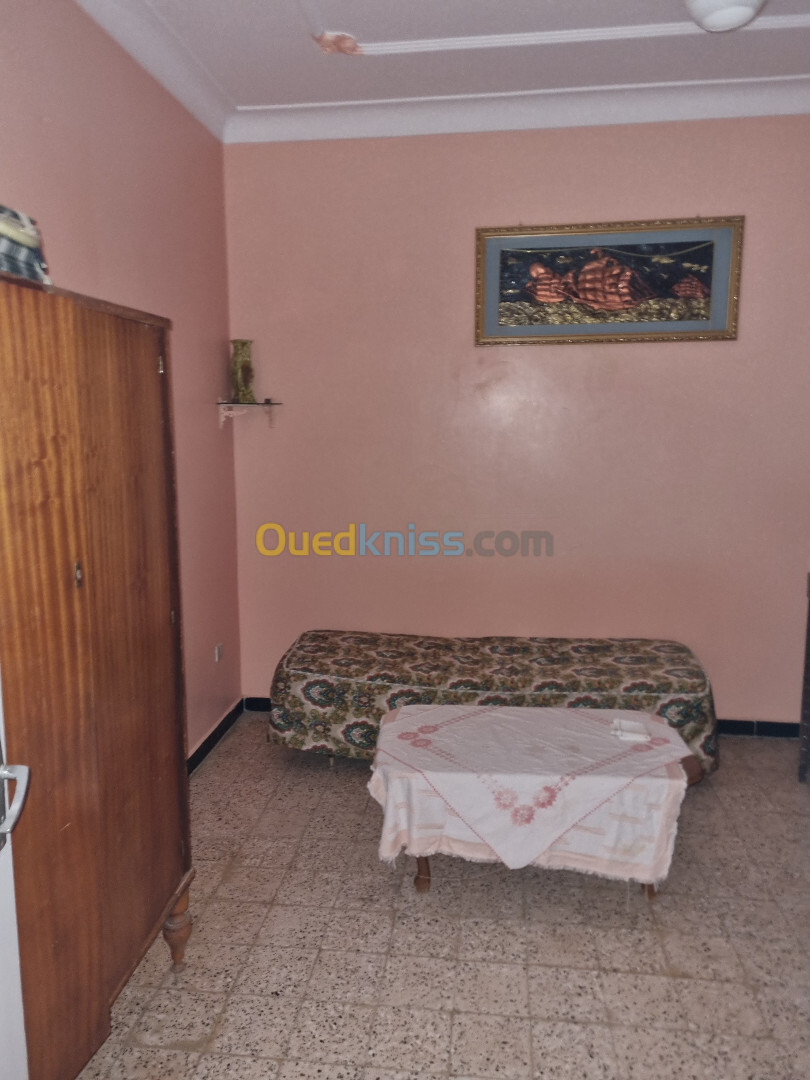 Location bien immobilier Oran Boufatis