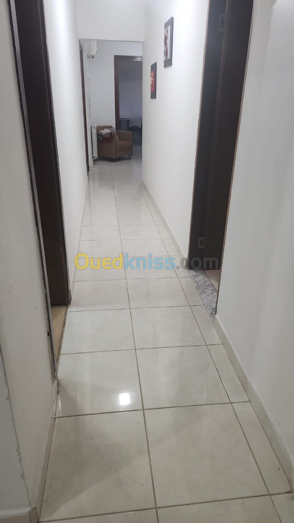 Location Appartement F4 Alger Kouba