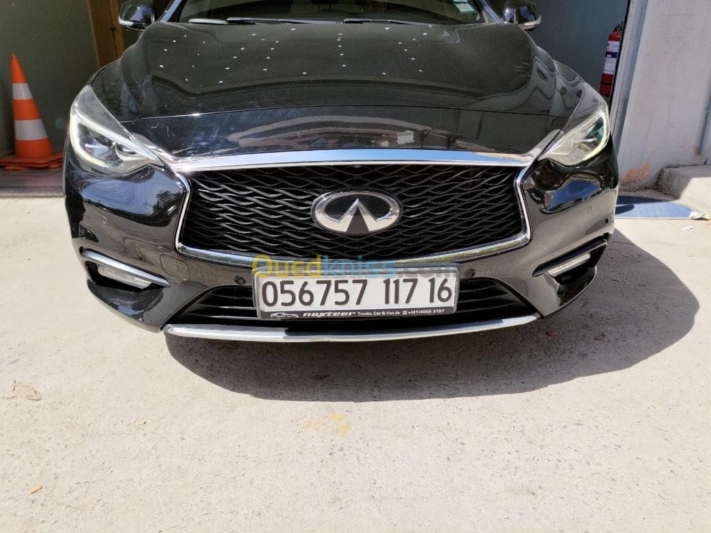 Infiniti Q30 2017 