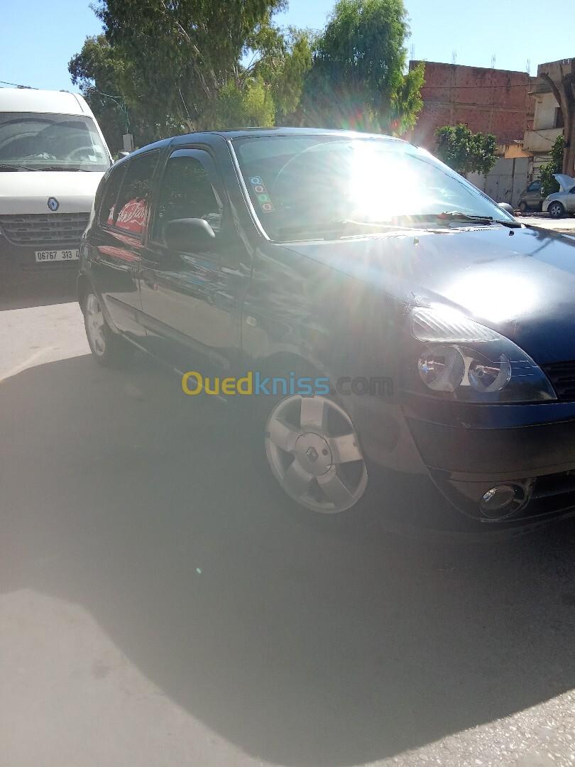 Renault Clio 2 2004 Extreme