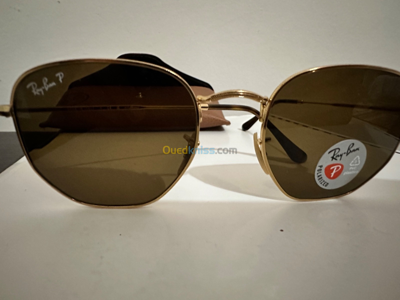 Lunettes  de soleil  RAy Ban  HEXAGONAL FLAT LENSEs Produit venu des Usa 