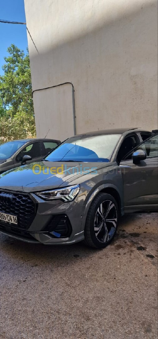 Audi Q3 2024 S LINE