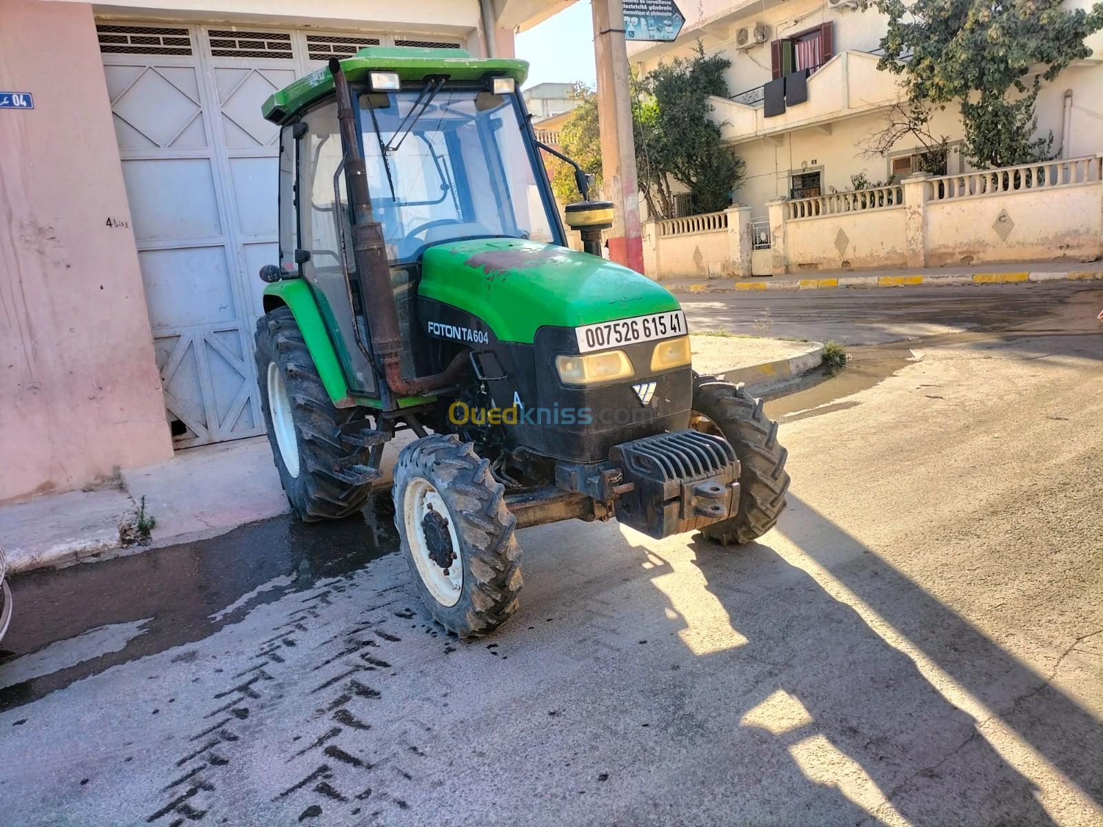 FOTON Tracteur 604 2015 