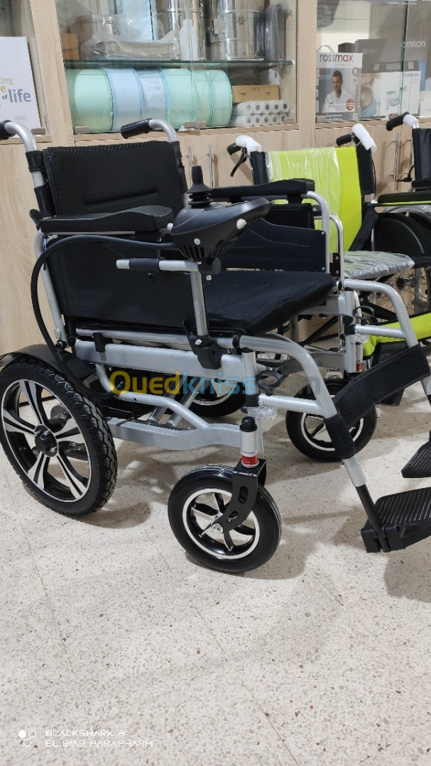 Fauteuil roulant Electrique pliable et léger