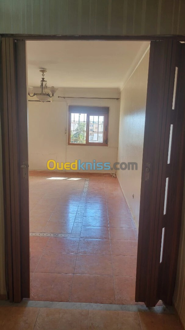 Location Appartement F3 Alger Kouba