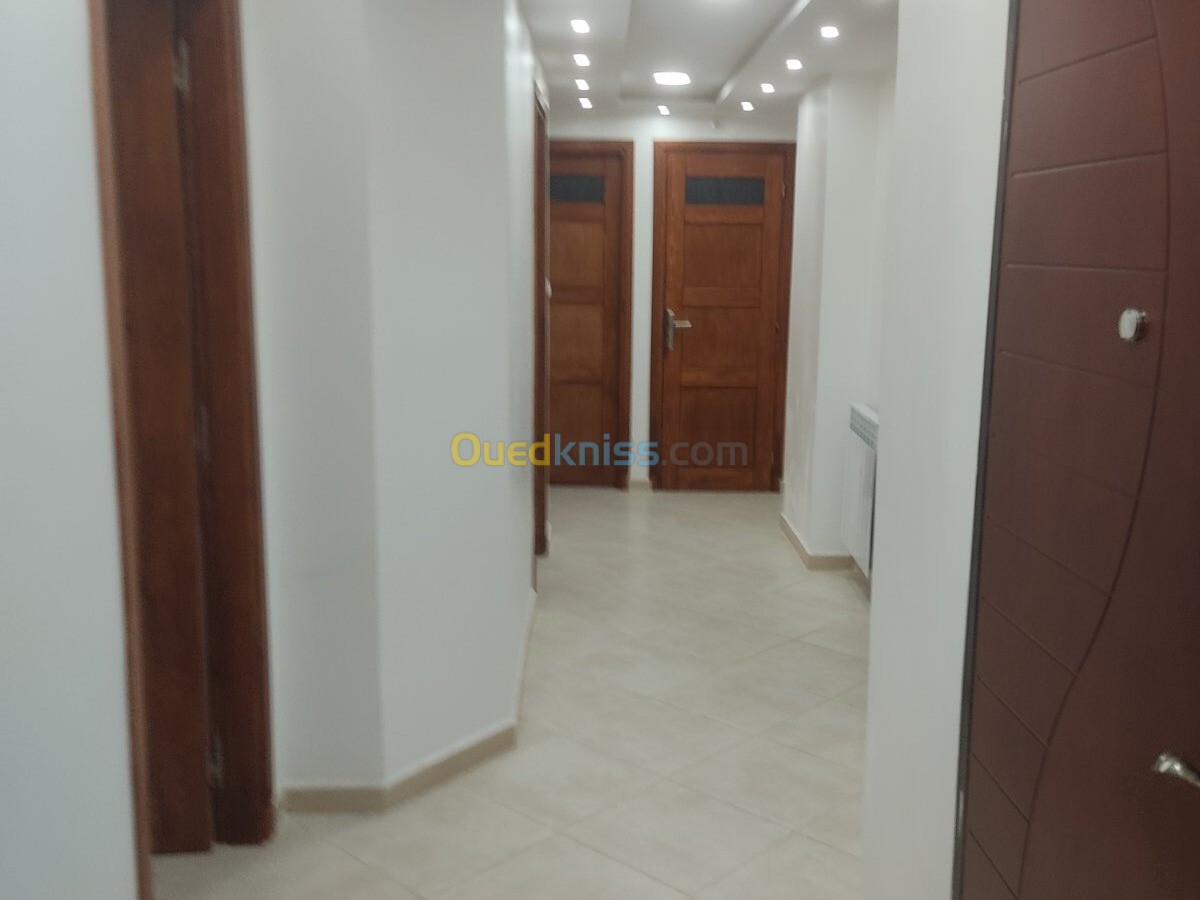 Location Appartement F5 Alger Ain naadja