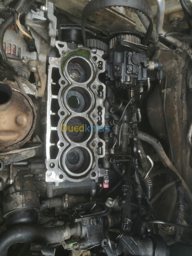 demi moteur 1,4 hdi 