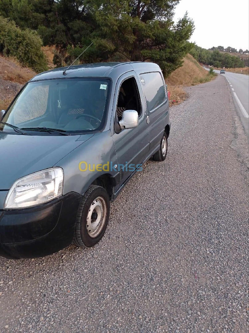 Citroen Berlingo First  2014 Tolé