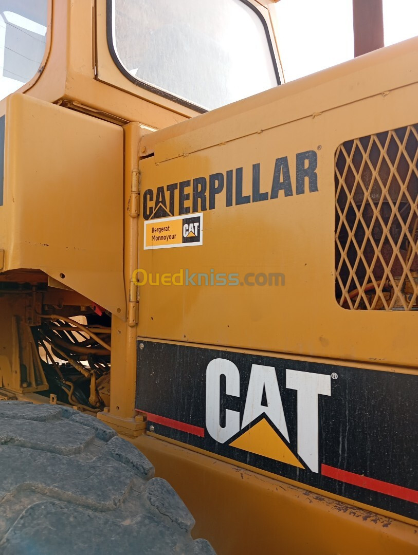 Caterpillar chargeur 930 Rétro chargeur caterpillar 930 1978