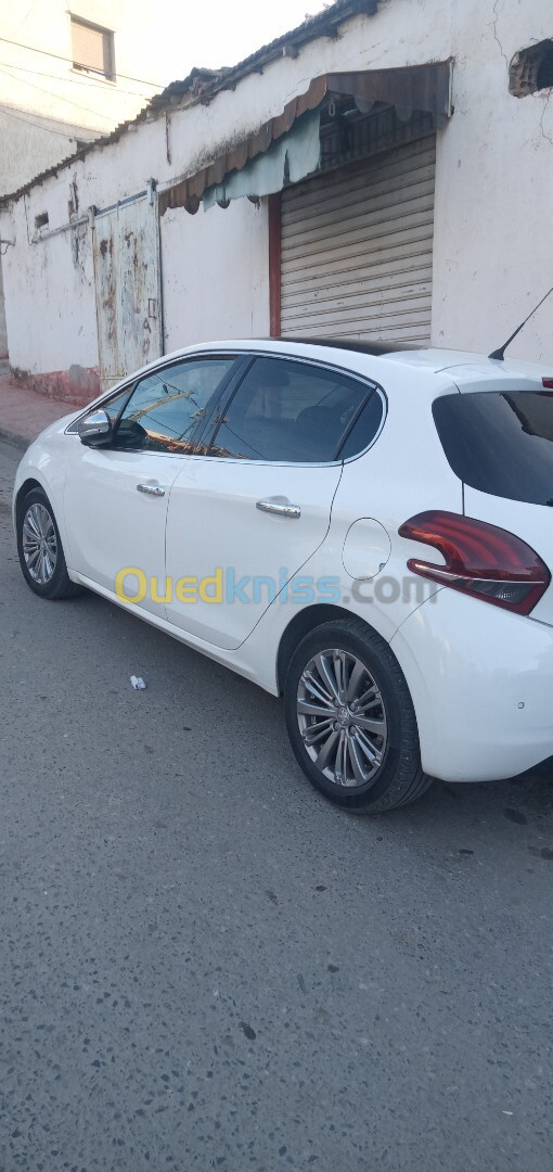 Peugeot 208 2018 Allure Facelift