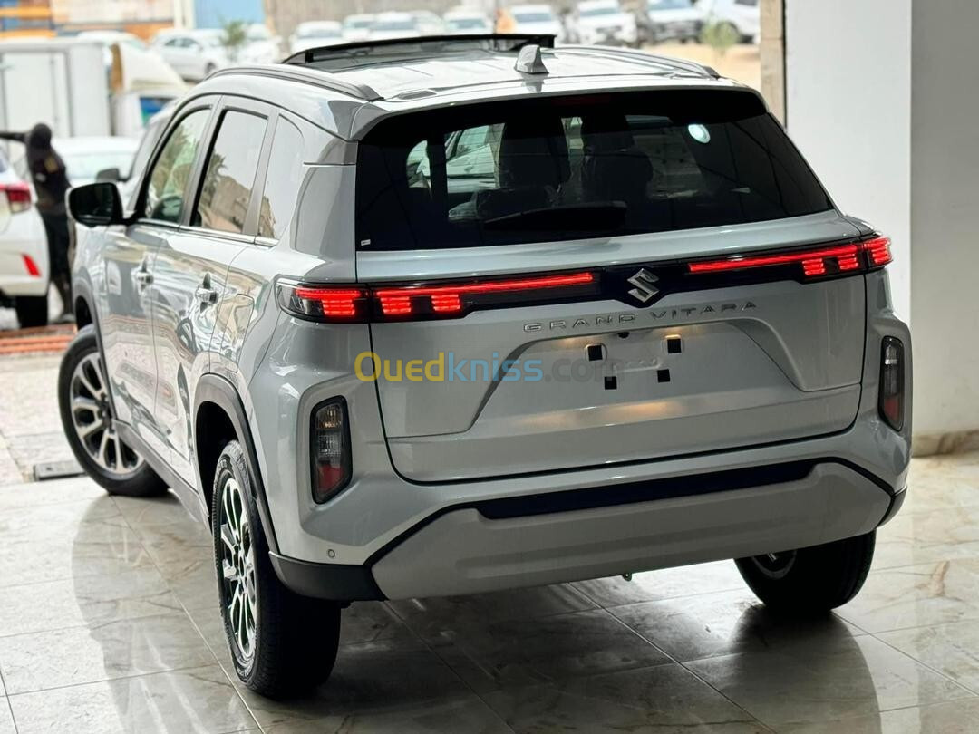 Suzuki Grand vitara 2024 La tout option