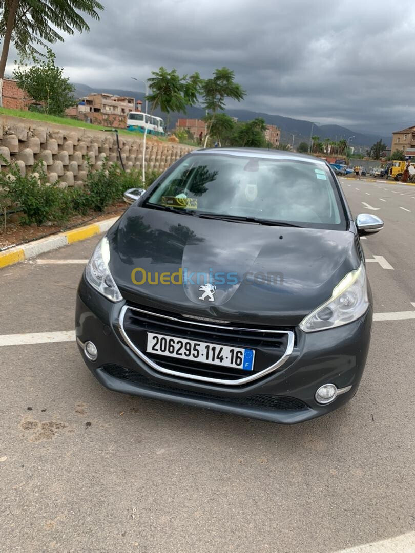 Peugeot 208 2014 Allure