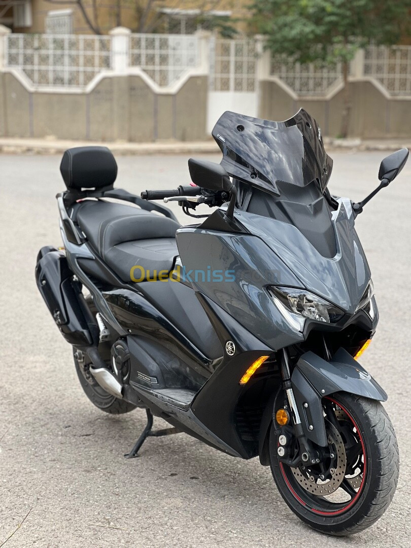 Yamaha Tmax 560 2022