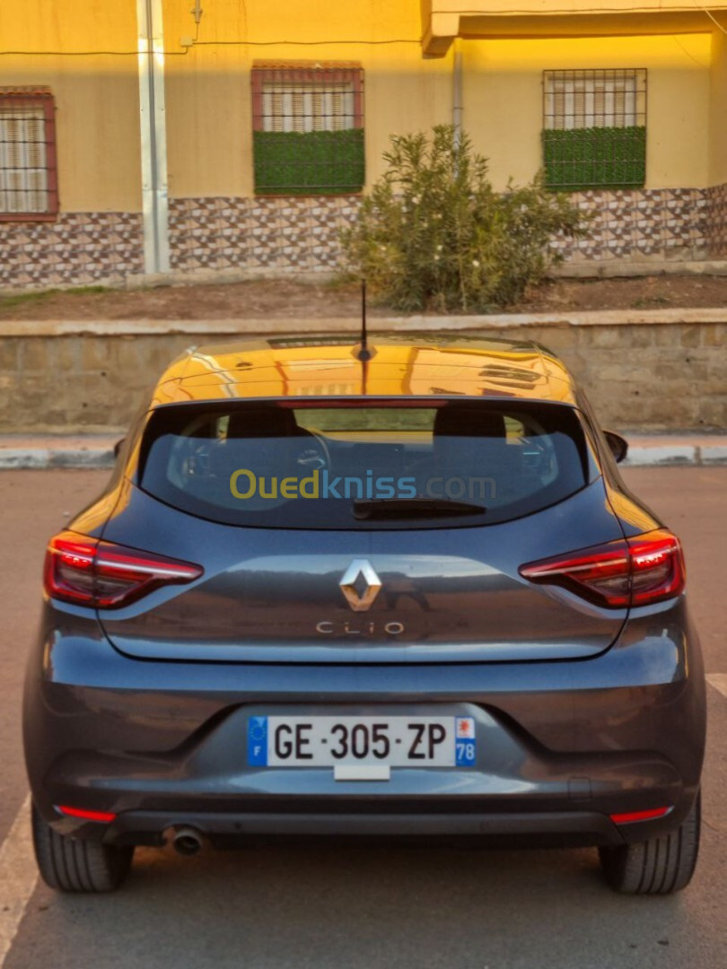 Renault Clio5 2022 Business