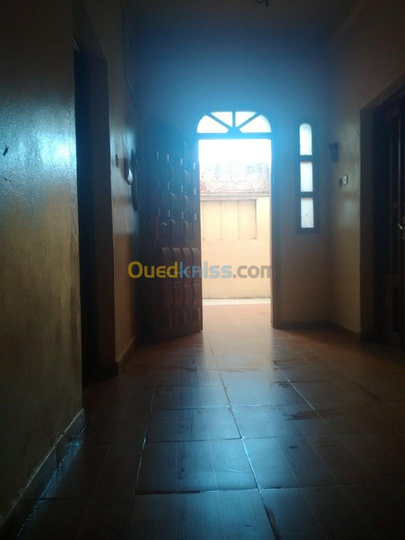 Vente Villa Oum El Bouaghi Meskiana