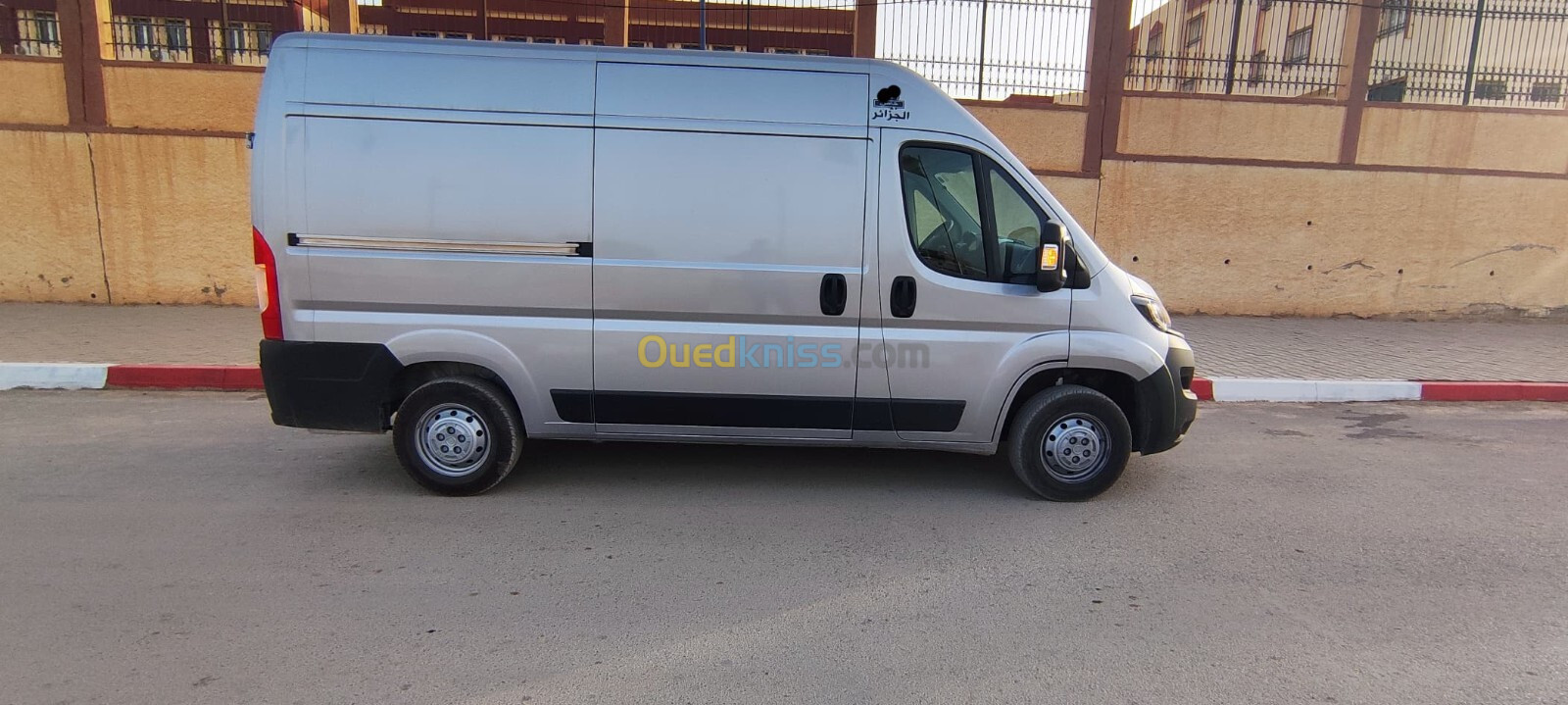 Fiat Ducato 2023 2 panneaux