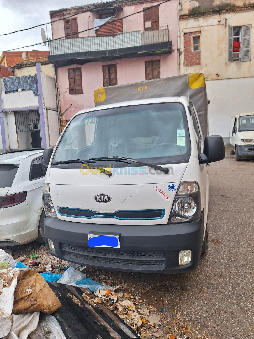 Kia K2700 2013