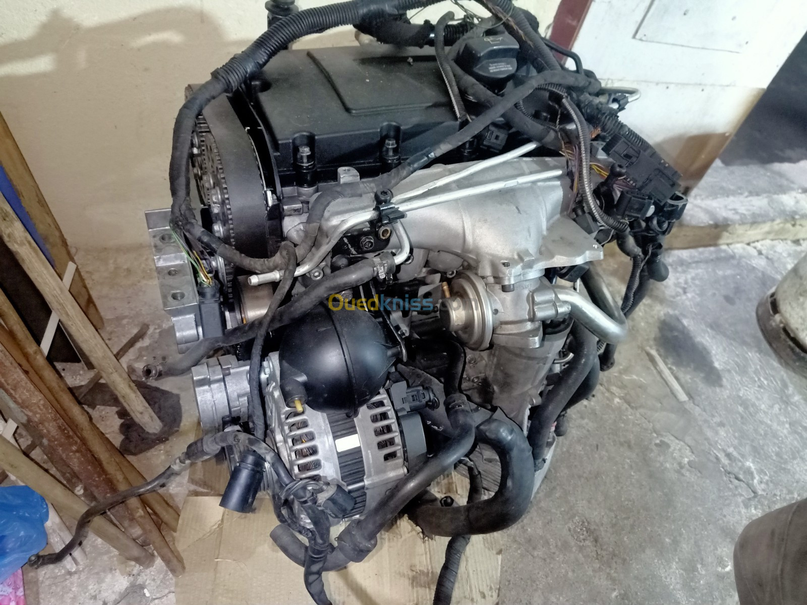 Moteur 2.0 dci 140ch Passat Volkswagen 