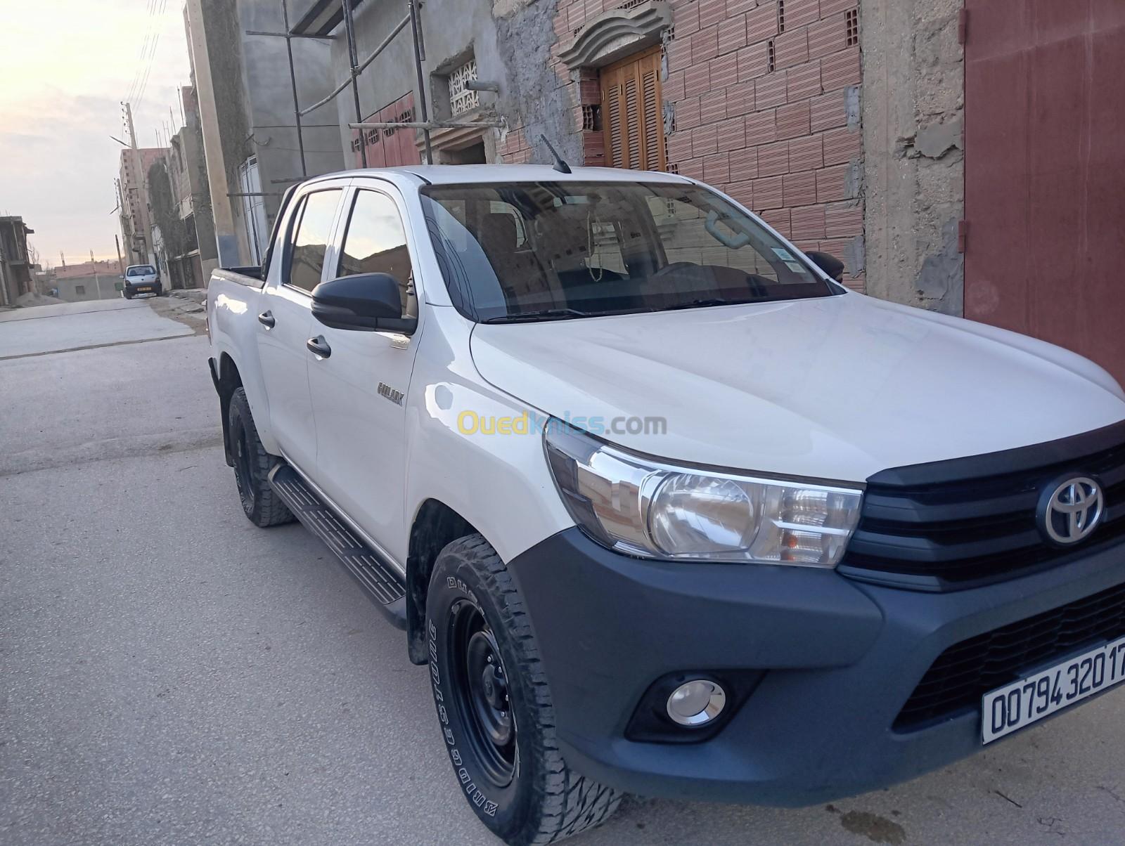 Toyota Hilux 2020 LEGEND DC 4x4 Pack Luxe