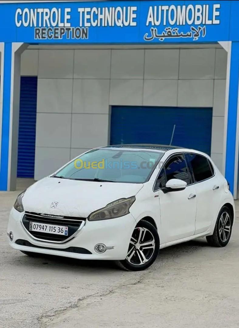 Peugeot 208 2015 Allure