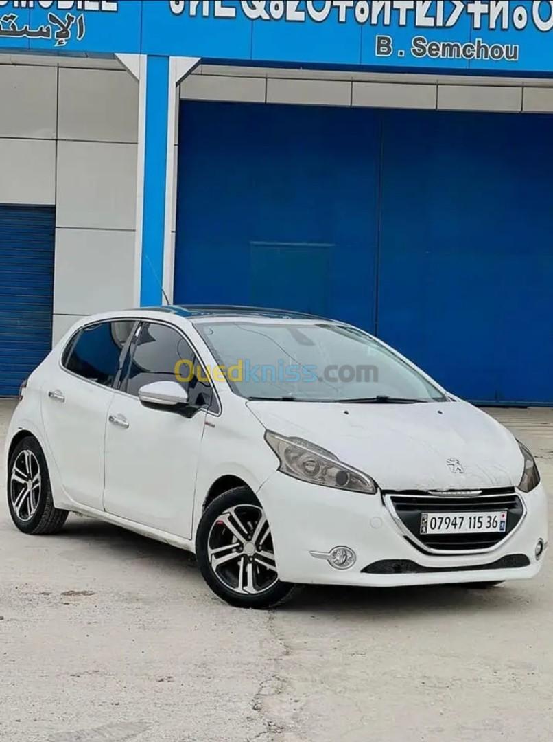 Peugeot 208 2015 Allure