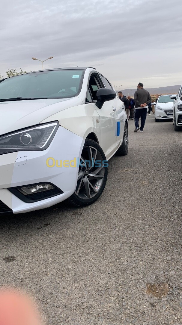 Seat Ibiza 2015 Black Line