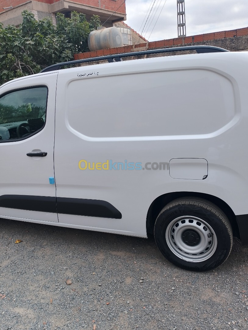 Fiat Professional Doblo 2024 Italie