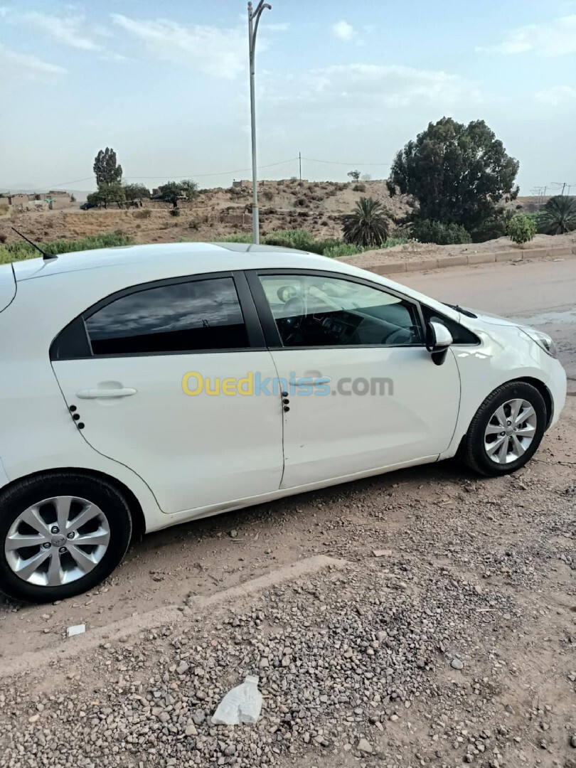 Kia Rio 5 portes 2013 