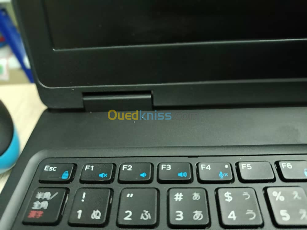 Dell latitude 5590