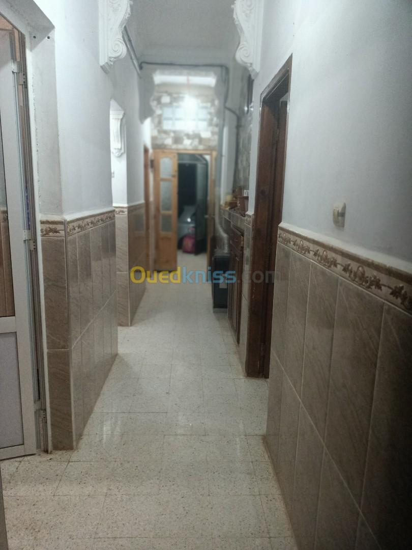 Location vacances Appartement F2 Mostaganem Stidia